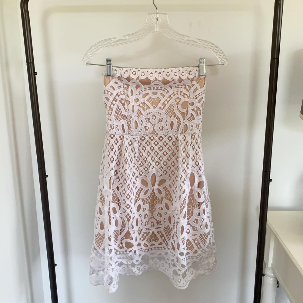 Francesca’s White Strapless Dress